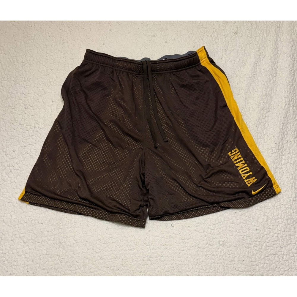 Nike Mens Wyoming Cowboys Shorts Size XXL Athletic Shorts Brown Dri-fit Solid